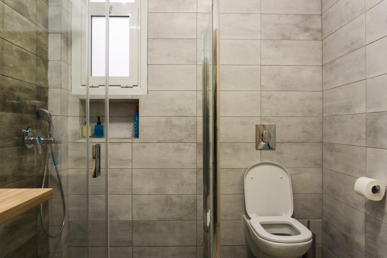 Comfort Zone Apartment In The Heart Of Афины Экстерьер фото