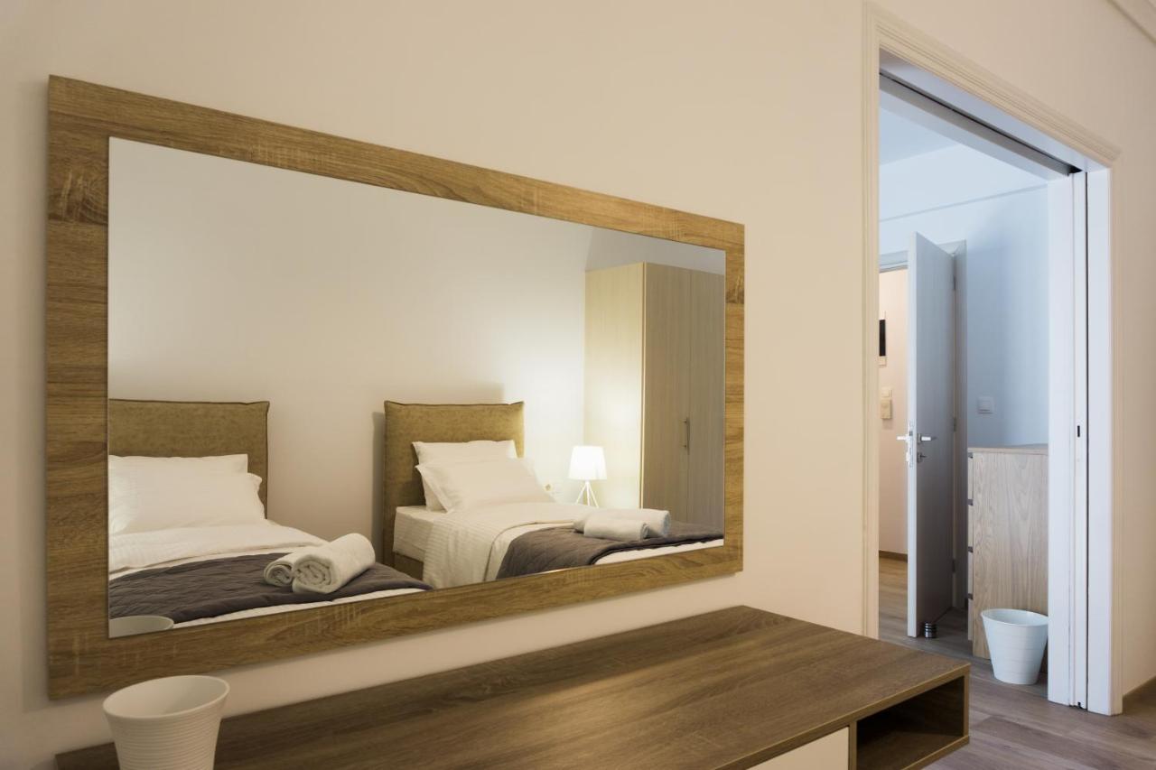 Comfort Zone Apartment In The Heart Of Афины Экстерьер фото