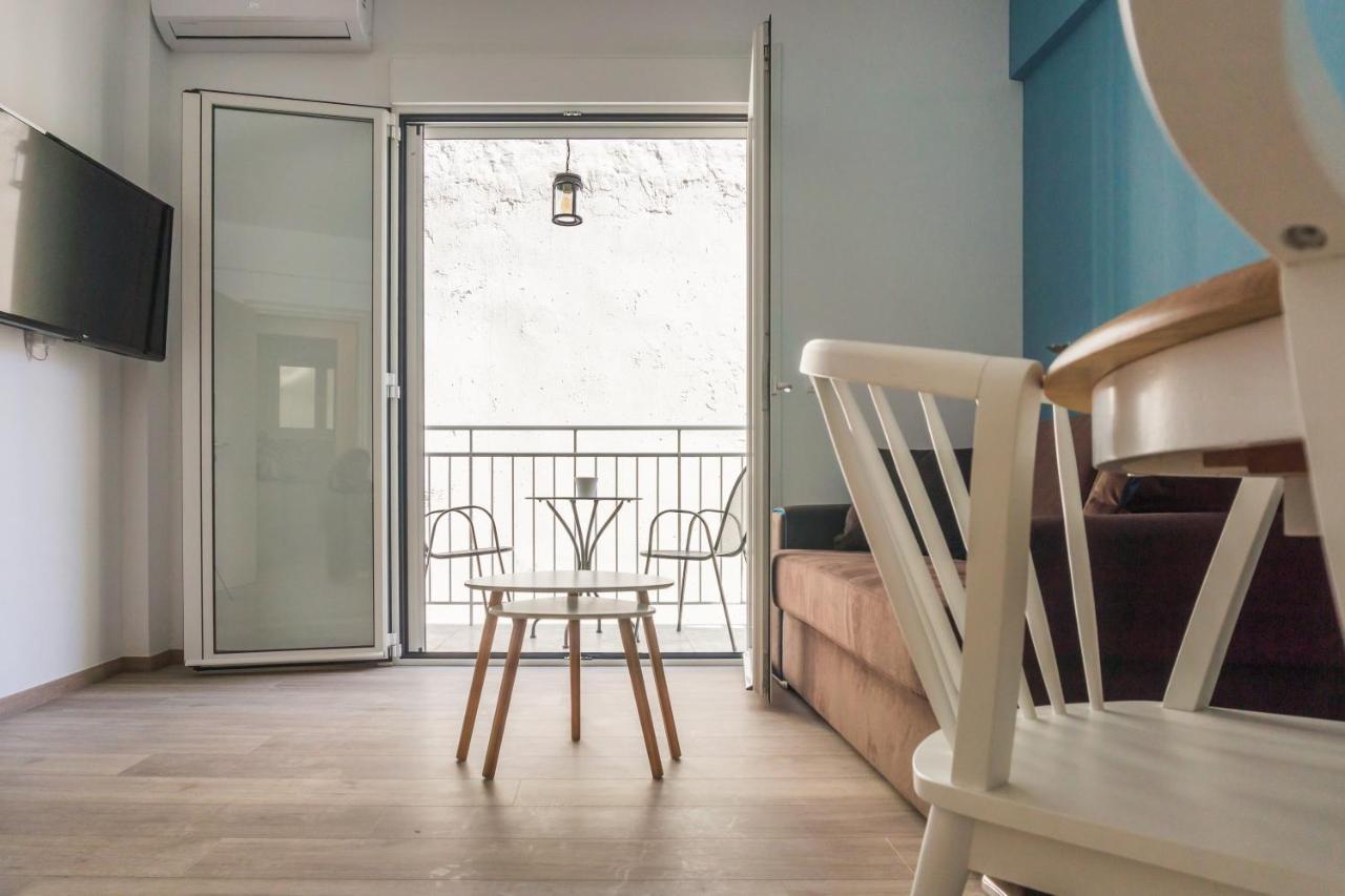 Comfort Zone Apartment In The Heart Of Афины Экстерьер фото